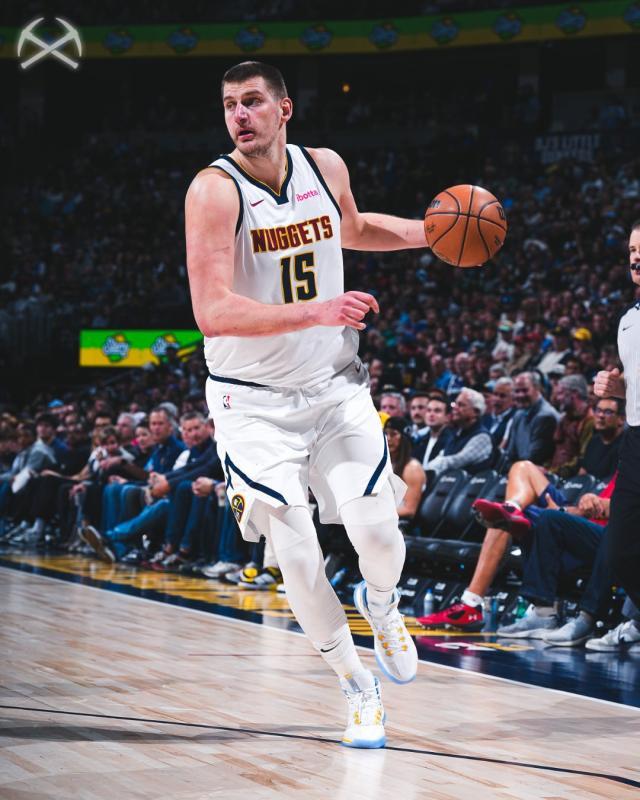 乐鱼-常规赛冲刺奉献42+16统治级表演 约基奇的MVP已稳