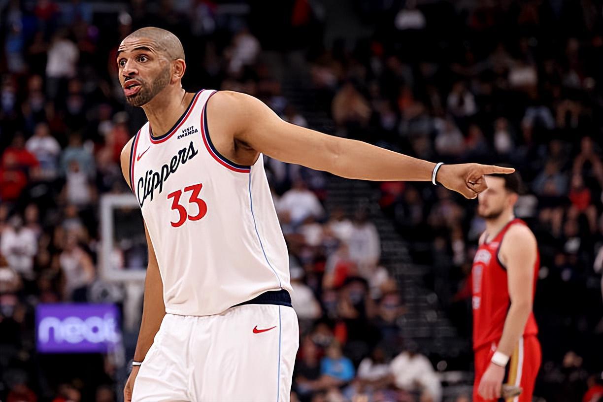 乐鱼官网-退化非常明显，为什么快船非要让锋线老将留在轮换阵容中呢？